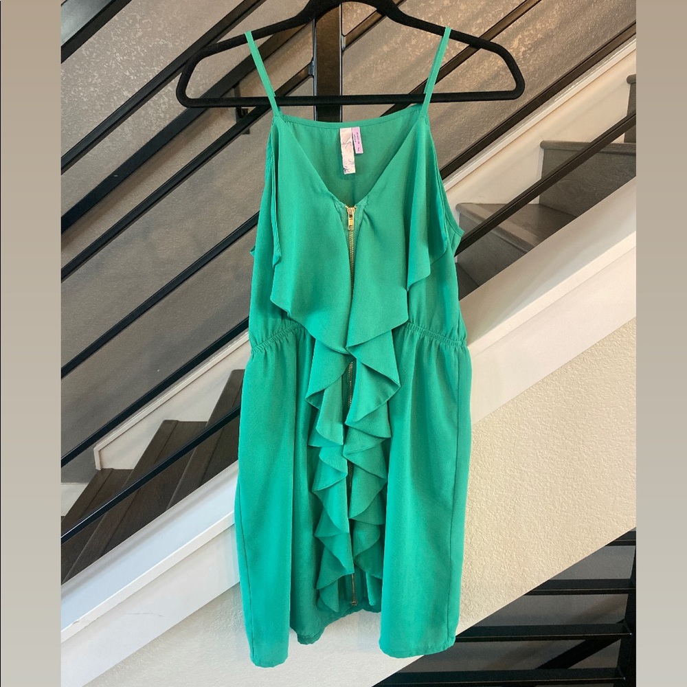 Summer dress with zipper and elastic waist